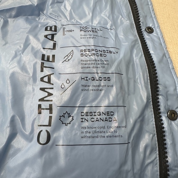 Aritzia Super Puff™ Hi-Gloss Size XS NWT - Picture 3 of 4